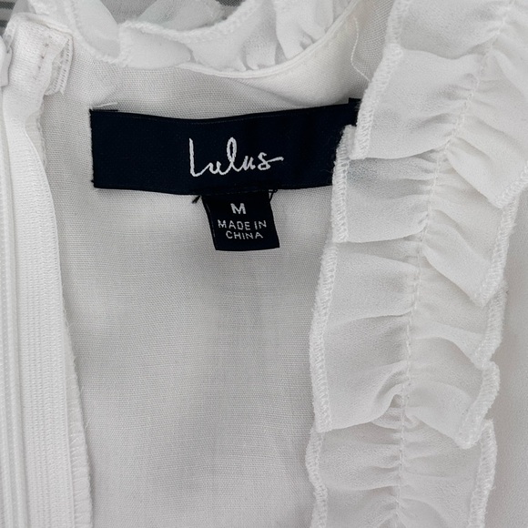 Elegant White Ruffled Dress - Picture 6 of 6